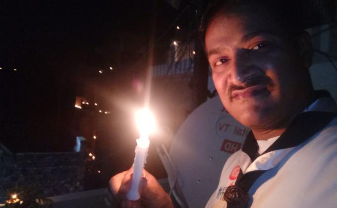 Candle lighting 