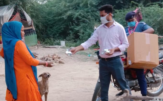 ক্রু মিটিং 