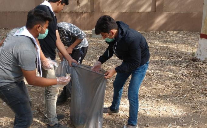 Plastic tide turners