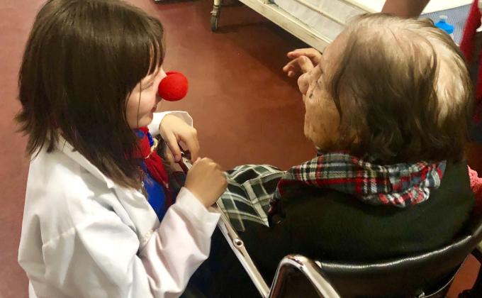 OPERACIÓN PATCH ADAMS: ASILO DE ANCIANOS