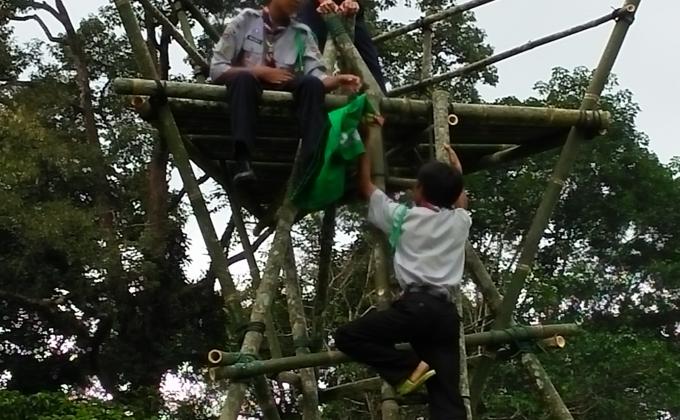 KEM Lencana Pengakap Muda dan Pengakap Remaja