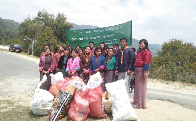 Trash challenge by scouts and UNESCO club members