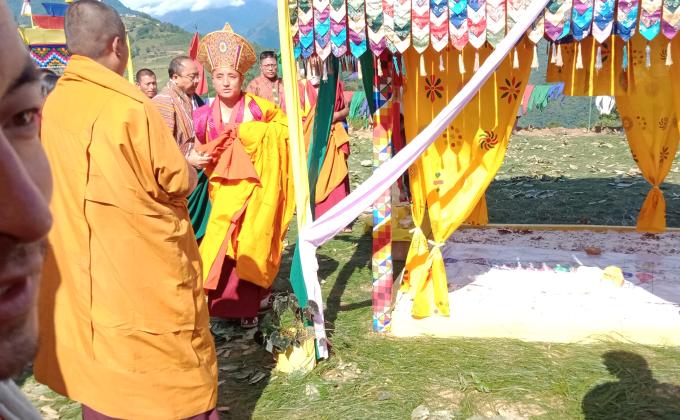 Community service to Drungkhag during ceremony