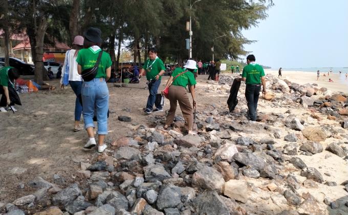 เก็บขยะ