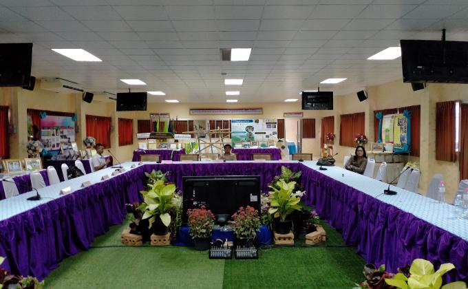 จัดนิทรรศการเตรียมประเมินนักเรียนเพื่อขอรับรางวัลพระราชทาน