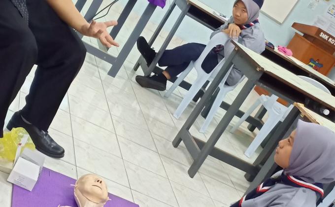 Jom Belajar Resusitasi kardiopulmonari dan Kaedah Heimlich manoeuvre