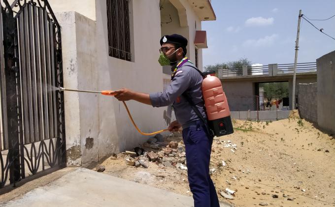 धरो को सैनिटाइजीगं करते हुऐ !!