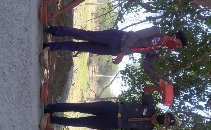 बेजुबान पक्षियों के लिए पानी के परिंडे लगाए गए