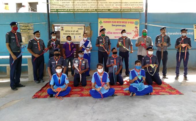 विश्व स्काउट स्कार्फ दिवस