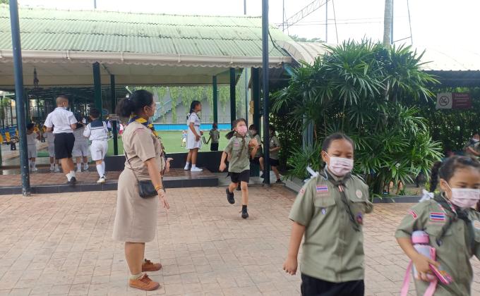 จิตอาสาดูแลความปลอดภัย