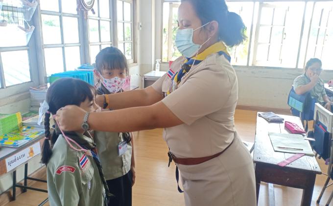 ให้ความรู้เรื่องการใส่หน้ากากอนามัย