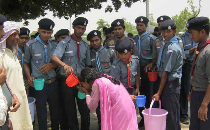 निशुल्क जल प्याऊ शिविर.