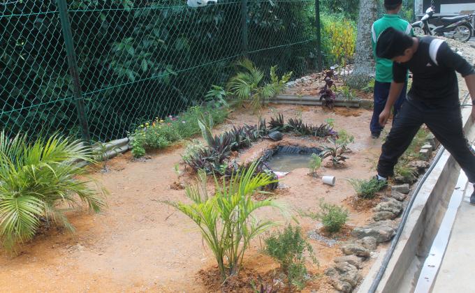 GOTONG-ROYONG CINTAI ALAM SEKITAR