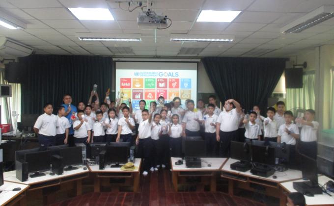โครงการ Small Garden in a big school