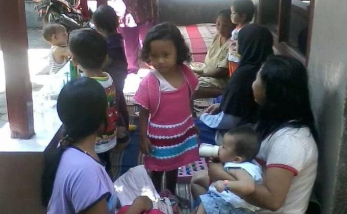 PRABUHI ADULT SCOUTS PROJECT: STORY TELLING & POEM READING PROJECT in Jatirejo Village- East Java