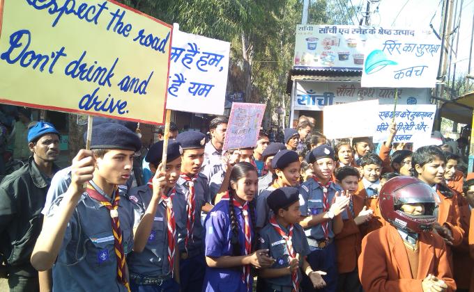 नुक्कड़ नाटक ट्राफिक नियम पर