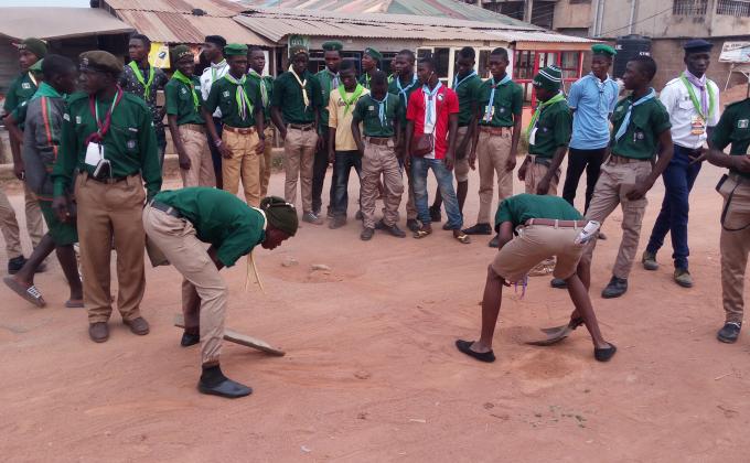 Blocking of pot holes on the road