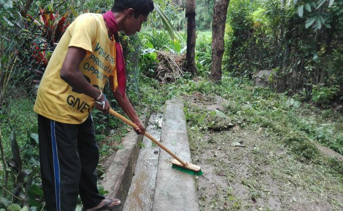 Renovating a public well