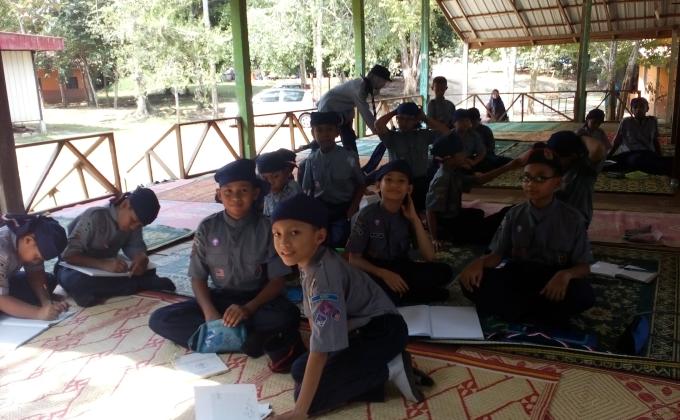 PERKHEMAHAN LENCANA KERIS PERAK