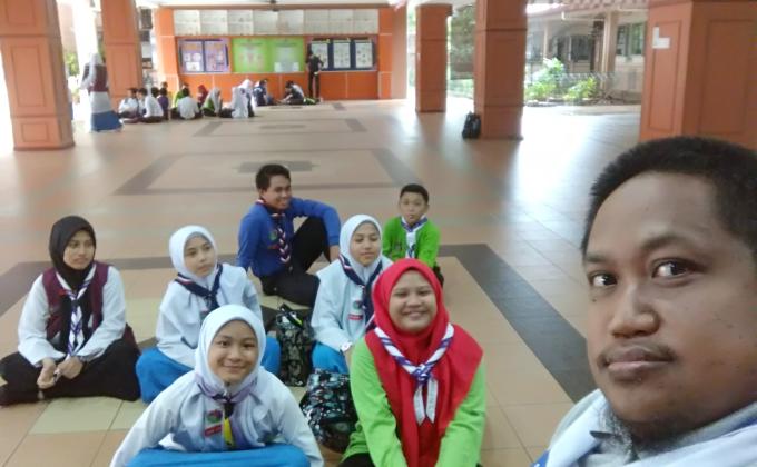 Sambutan Scout Scarf Day di SMK Tunku Abdul Rahman