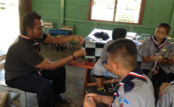 Perkhemahan lencana kemajuan keris emas daerah kemabong 2016