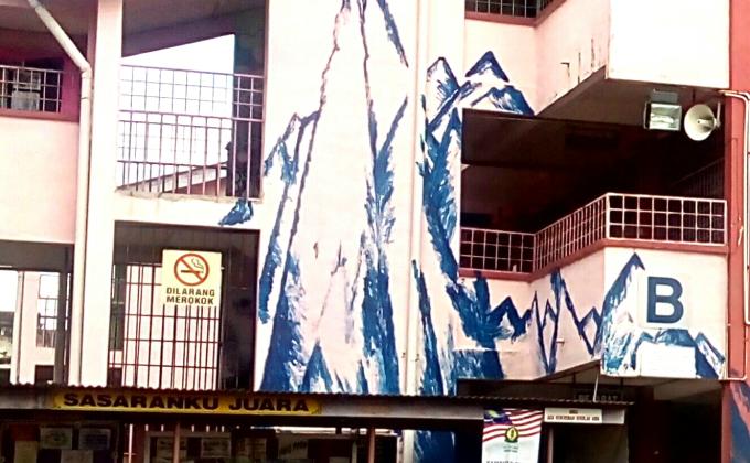 Mural gunung.