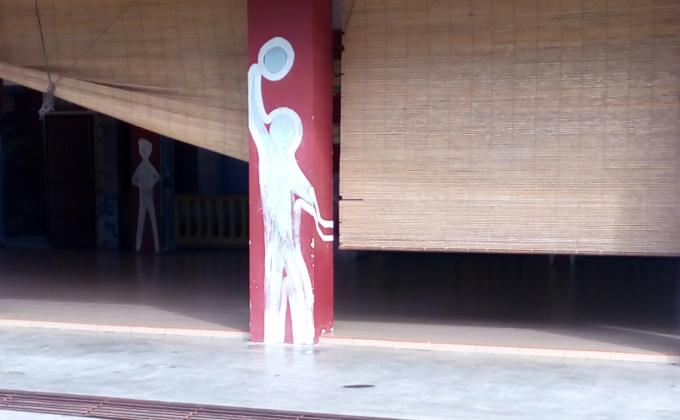 Kerja-kerja mengecat.