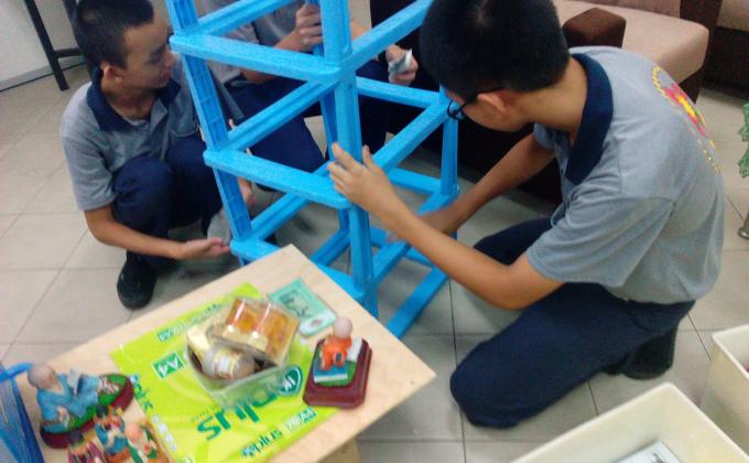 2017 31st Phor Tay Scout-Clean office storeroom