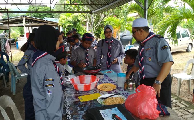 Sebahagian daripada jurulatih keris emas 2017