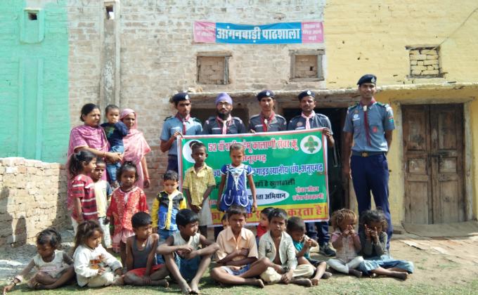 आगड़वादी में बच्चों को दिया स्वच्छता का संदेश।