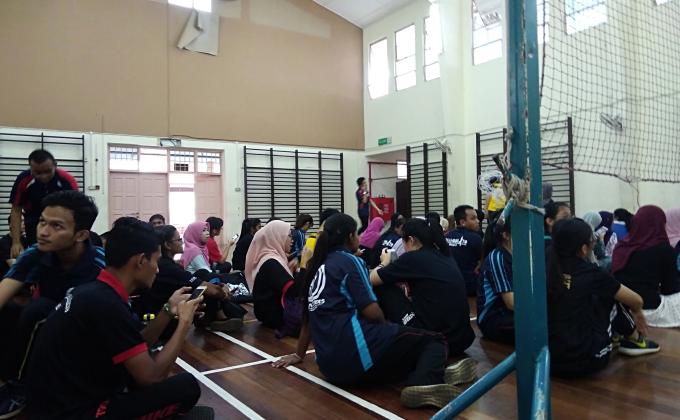 Uniform Fitting Session 