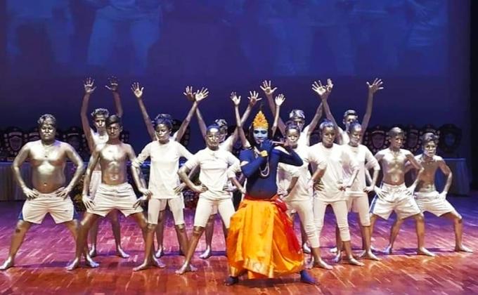 Let us LOVE the WORLD to PEACE