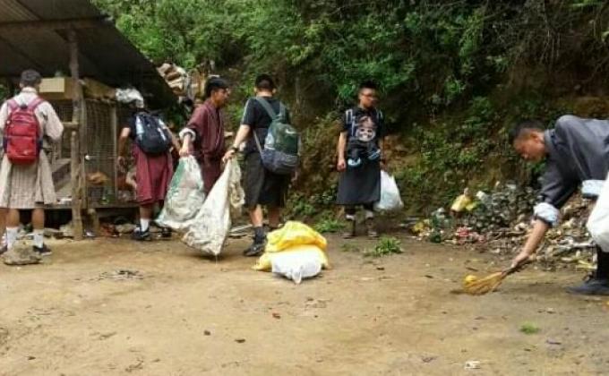 cleaning taktsang way