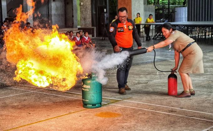 Basic fire fighting and Evacuation fire drill training.