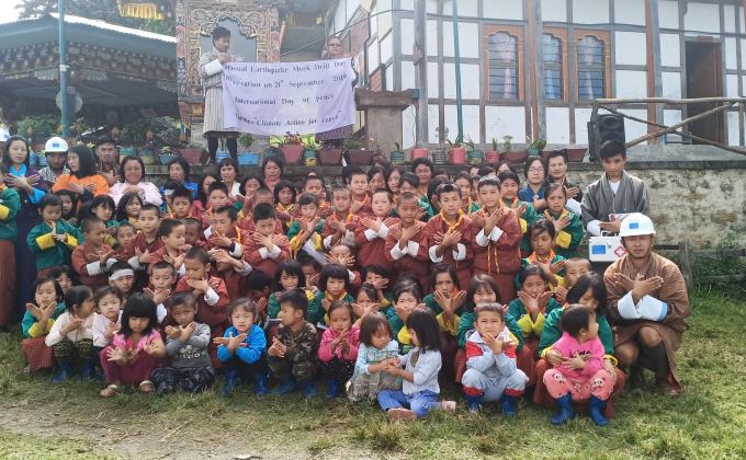Awareness programme and cleaning campaign to celebrate international peace day