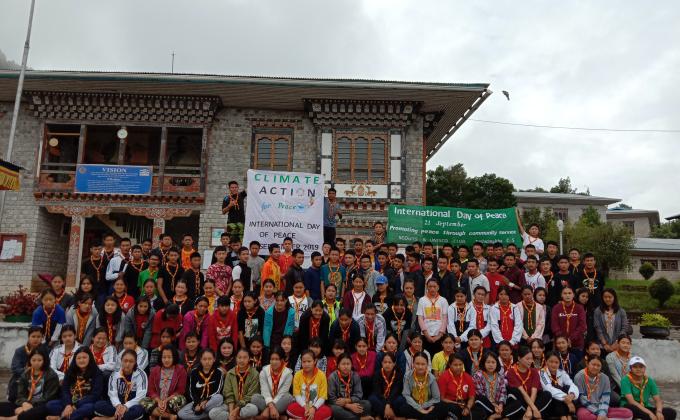  Making the road peace on Peace Day