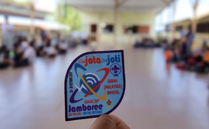 Persaudaraan Sedunia Melalui Berpengakapan