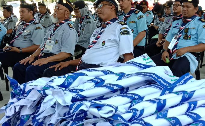 Menyerlahnya skaf MOP