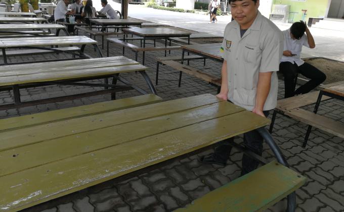 กิจกรรม​จัดโต๊ะ​ให้เป็นระเบียบ