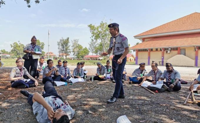Terlatihnya Seorang Penaraf Pengakap Raja