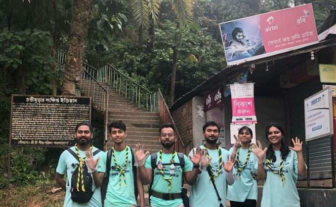 The members of Samatat has Cleaned Chondimura 