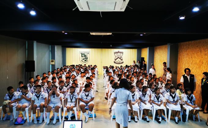 กิจกรรมอบรมการใช้เสียงในการนำเสนอร่วมกับสโมสรEARLY ACT