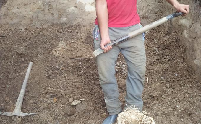 Cleaning Soil eroded land 