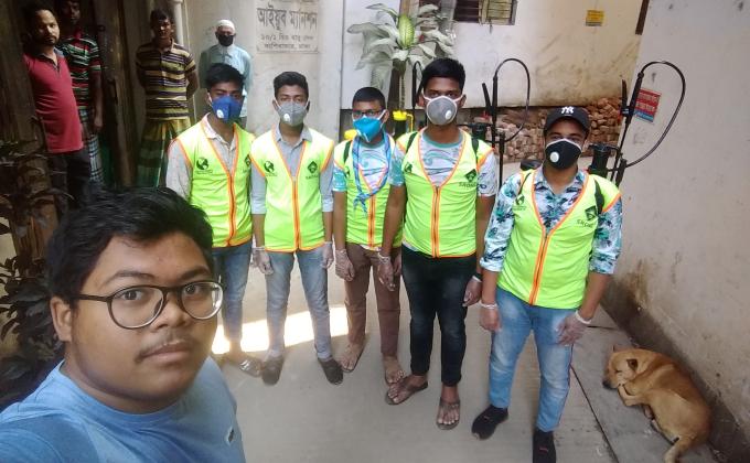  জীবনু নাশক স্প্রে