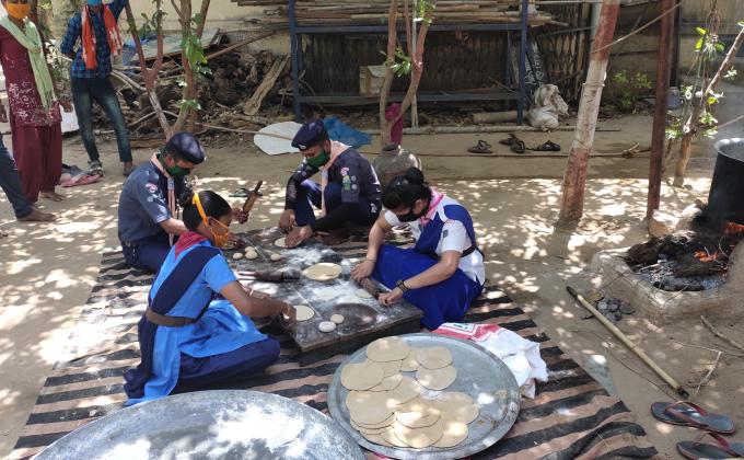 Covid - 19  (Food Distribuation) 