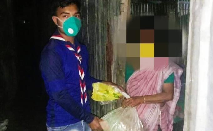 Distribution of relief to 20 families in the second phase