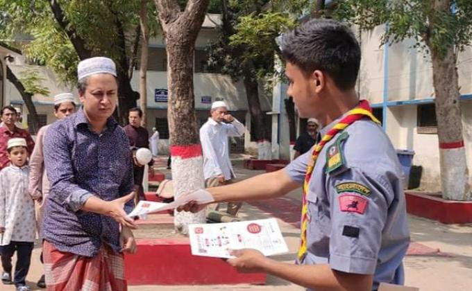 Distribution of coronavirus survival leaflets