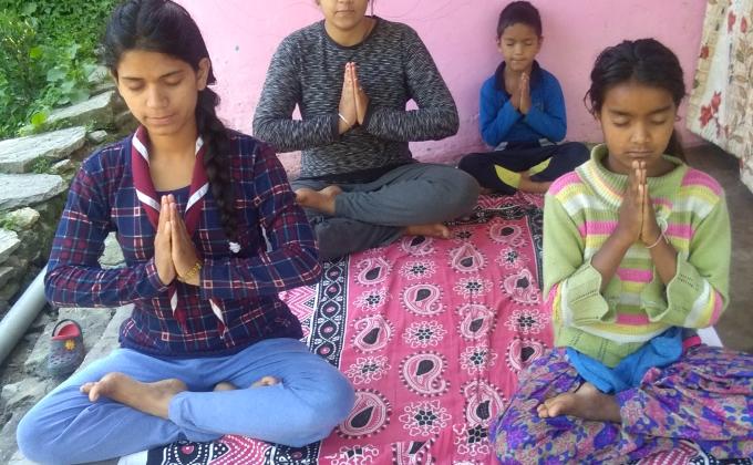  6th international yoga day....... Yoga at home with family.... 

