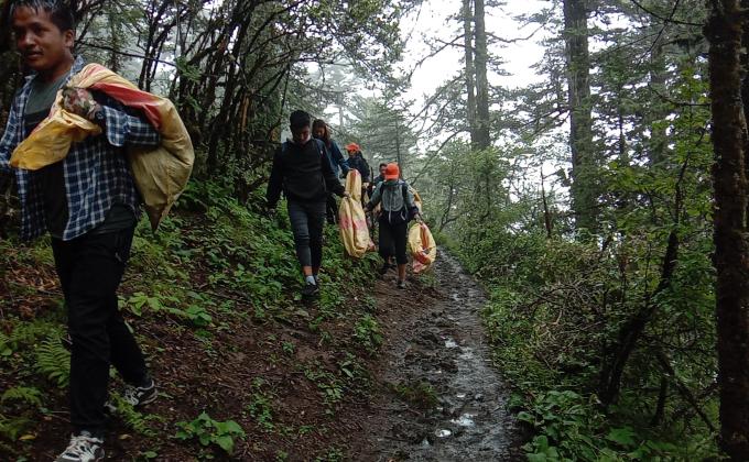 Cleaning the One-hundred Thousand Footprints of Drakinis