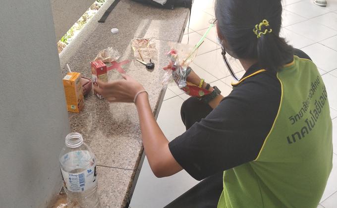 จิตอาสาเก็บขยะ